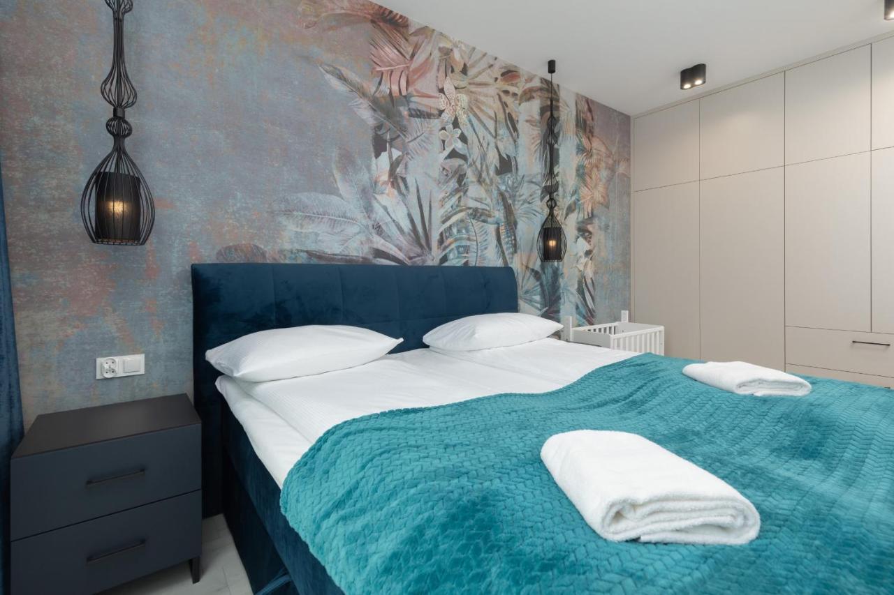 Mielno Sea & Lake Apartment By Noclegi Renters Bagian luar foto